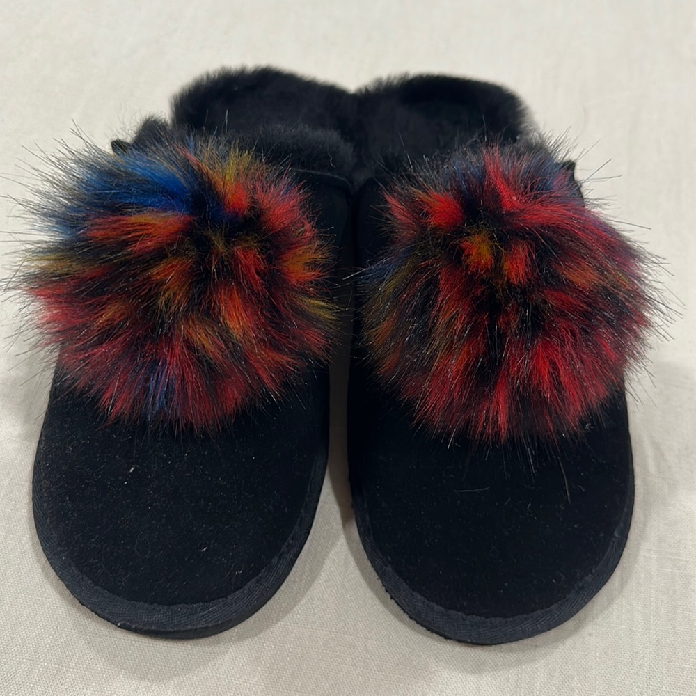 Bearpaw Puff Slippers